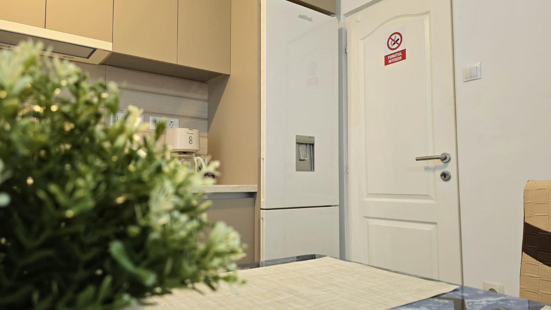 Apartament 3 Camere Hd Hunedoara Esterno foto