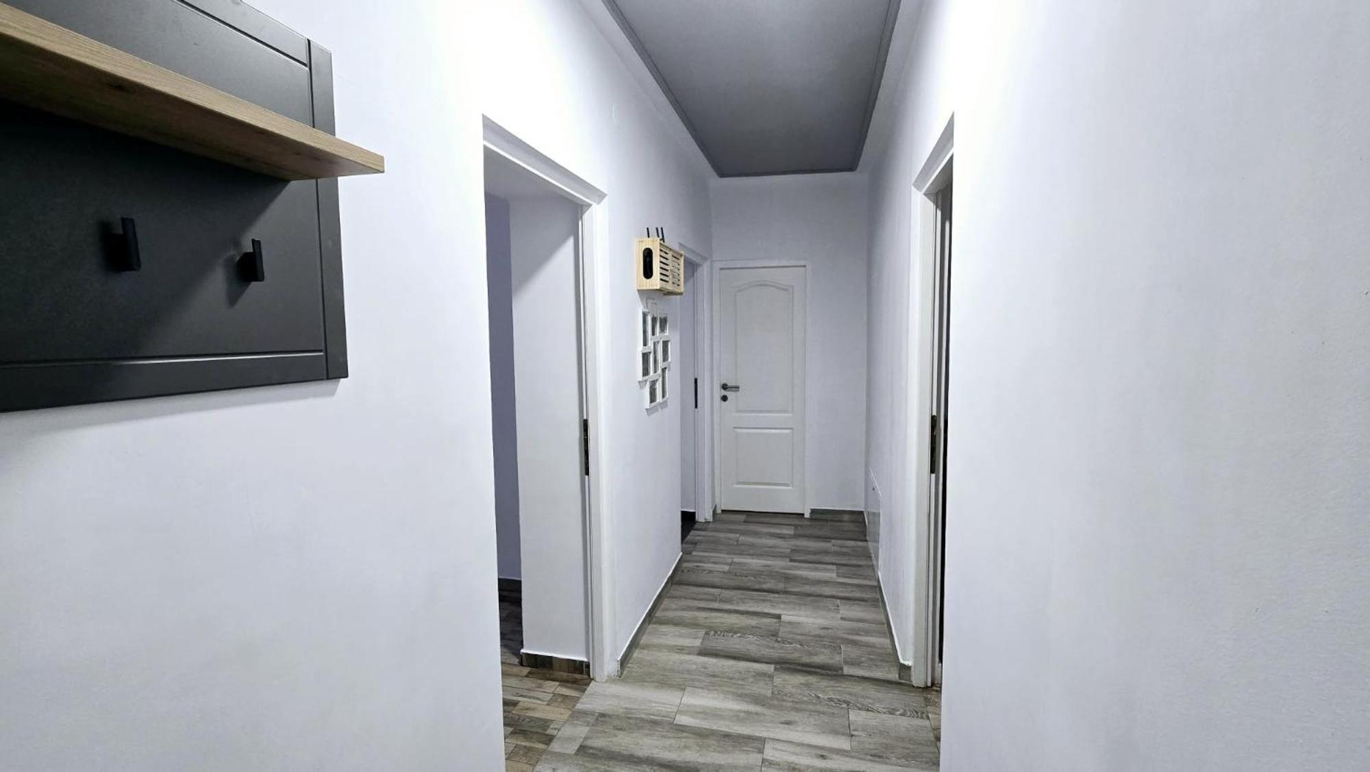 Apartament 3 Camere Hd Hunedoara Esterno foto