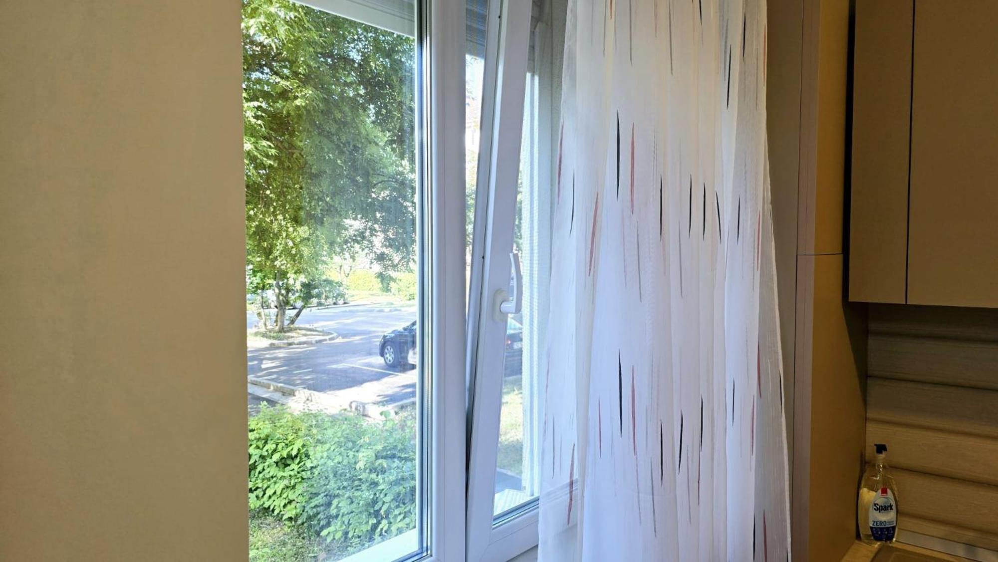 Apartament 3 Camere Hd Hunedoara Esterno foto