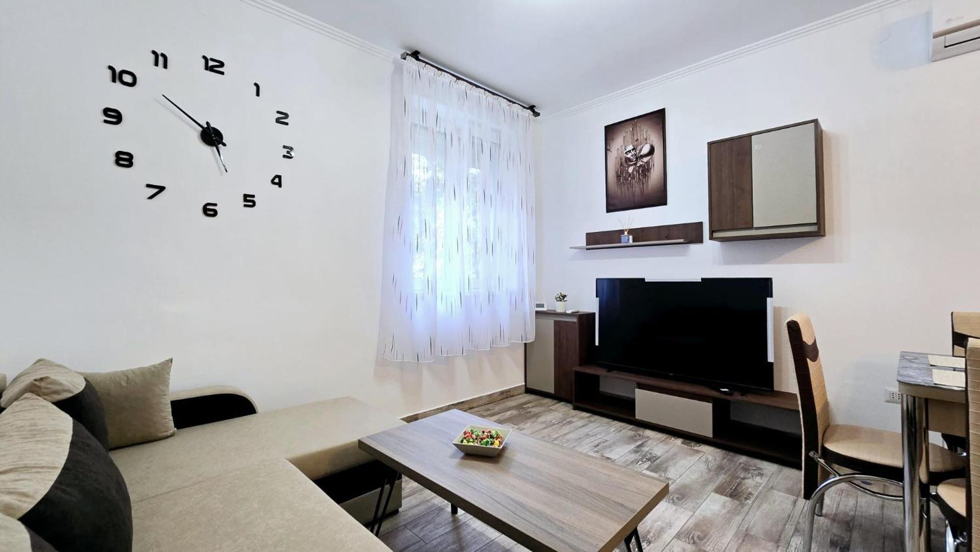 Apartament 3 Camere Hd Hunedoara Esterno foto